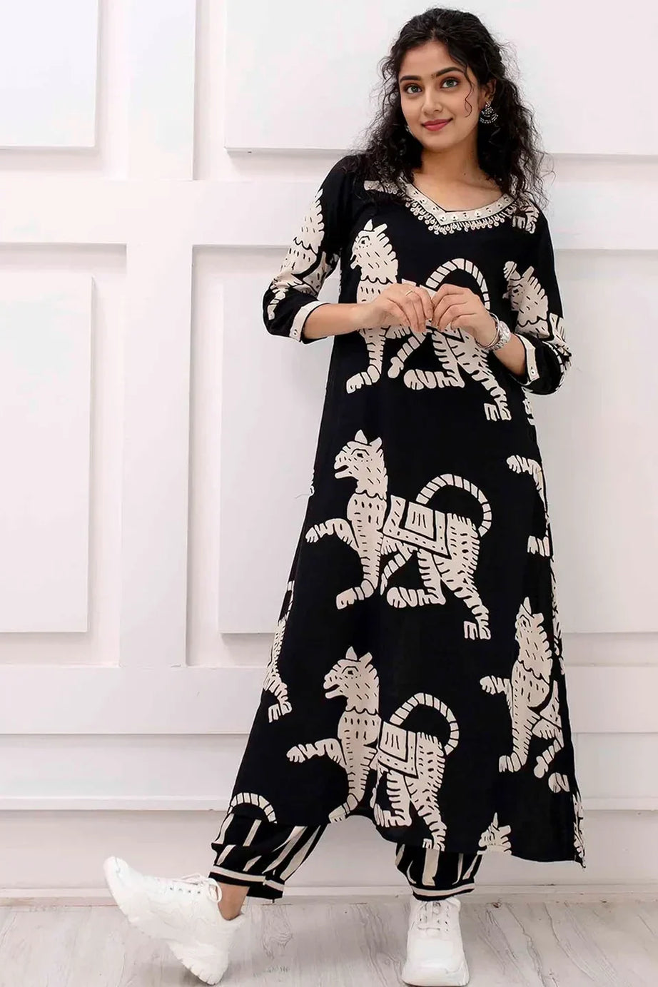 Black Animal Print Kurta with Pant